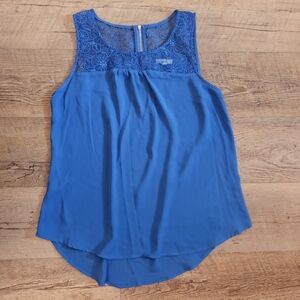 Mine blue sleeveless top size L
